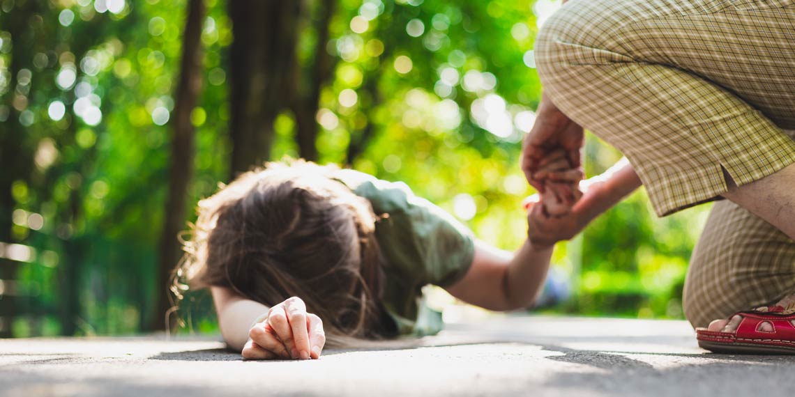 Know the warning signs of heat exhaustion and heatstroke